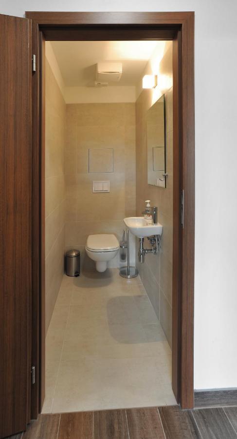 Jeleni Boudy Apartment